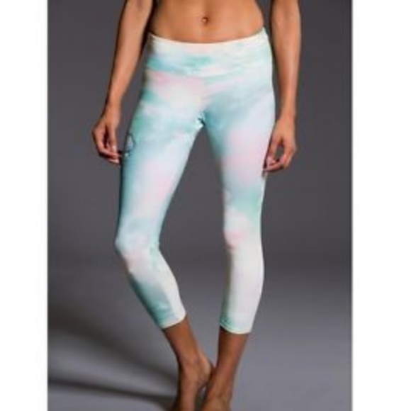Onzie Leggings - Picture 1 of 3